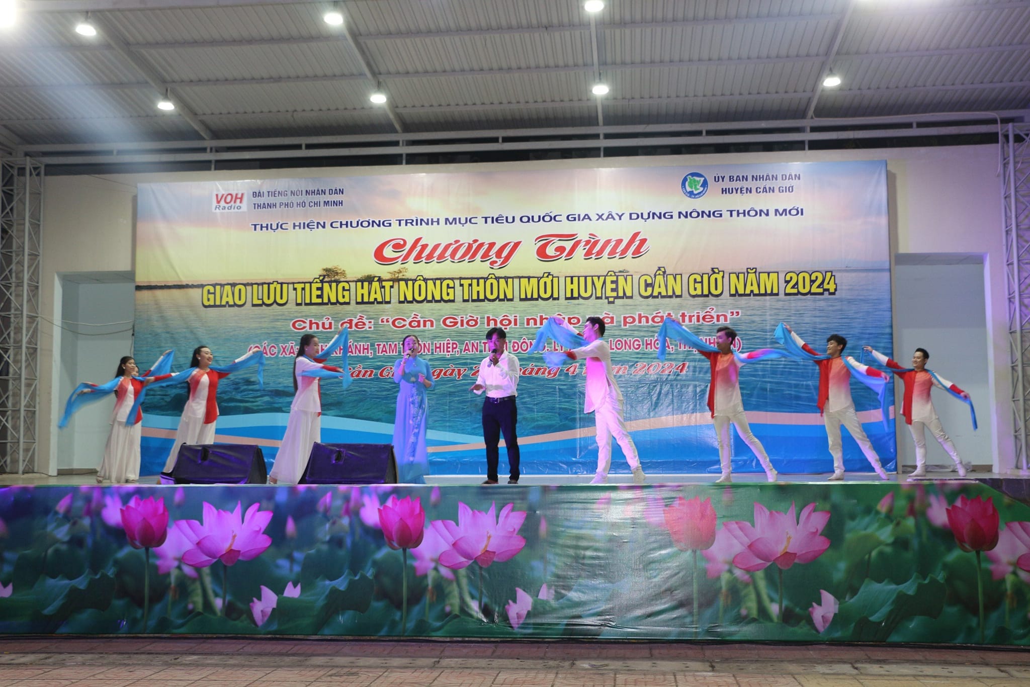 Lan tỏa tinh thần xây dựng nông thôn mới thông qua hoạt động nghệ thuật- Ảnh 1.