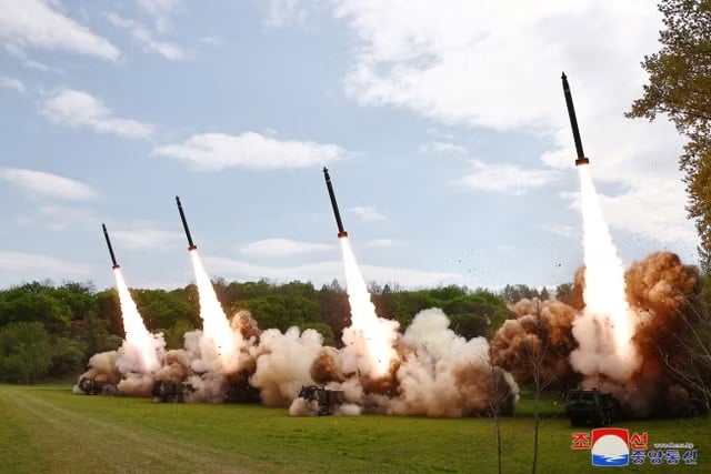Ông Kim Jong Un có động thái mạnh 'nắn gân' Mỹ, Hàn Quốc khiến Seoul như 'ngồi trên đống lửa'- Ảnh 2.