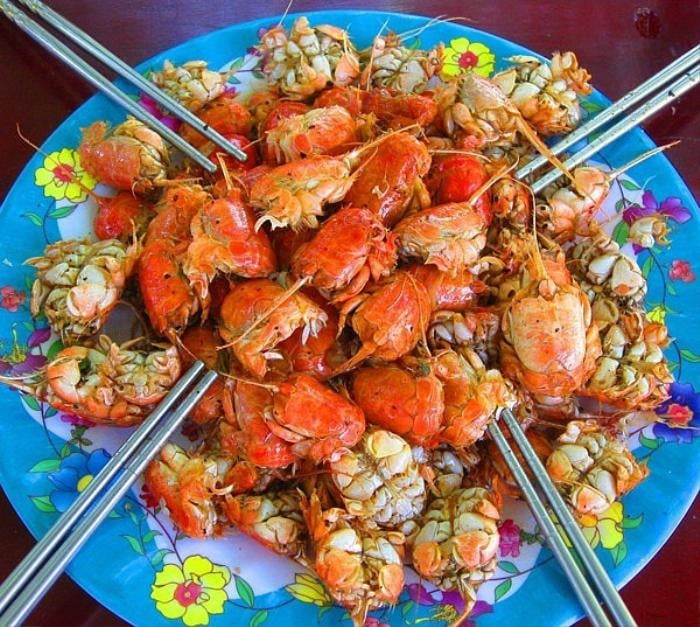 Con đặc sản có tên lạ xưa đầy nay hiếm, to nhất cũng chỉ nhỉnh hơn ngón chân cái, muốn ăn phải tới nơi này- Ảnh 3.