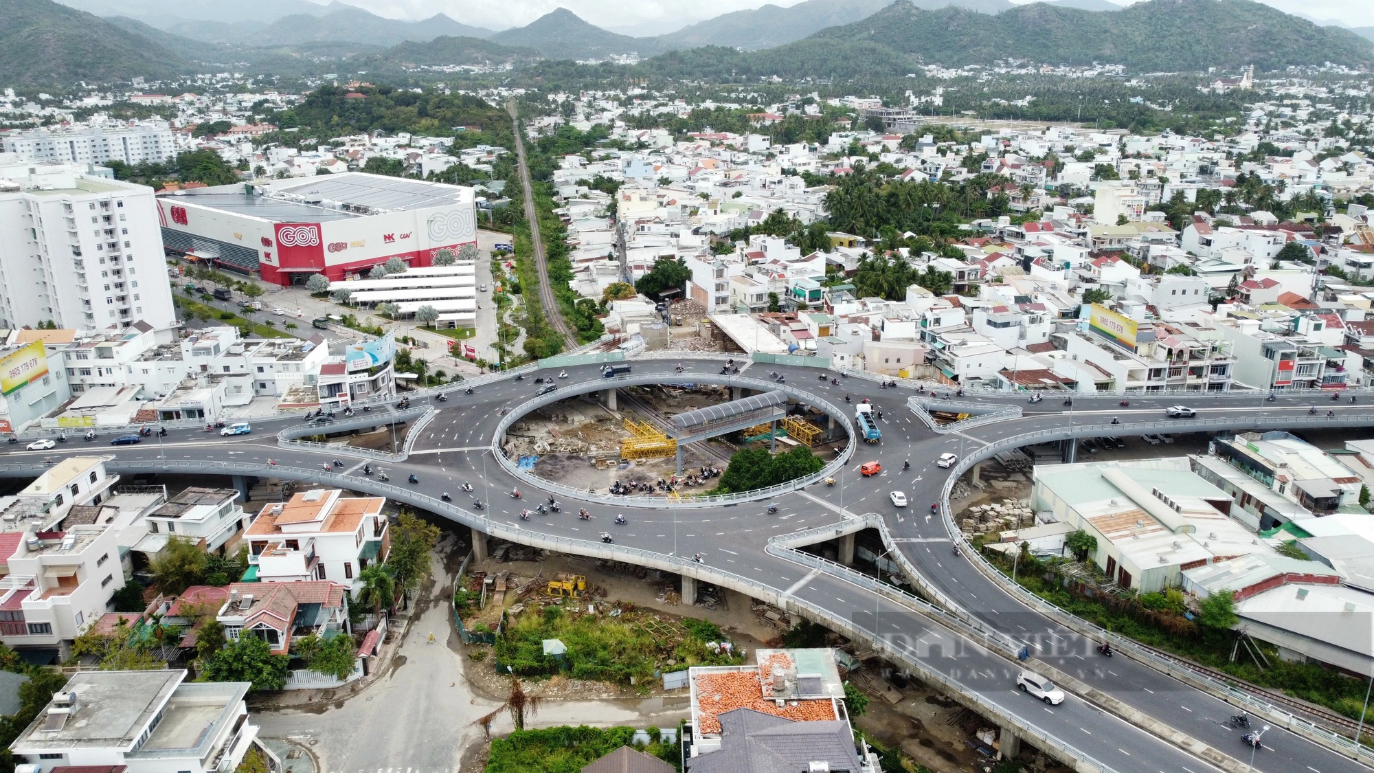 Giám đốc Sở Kế hoạch và đầu tư thông tin về các dự án của Tập đoàn Phúc Sơn tại Khánh Hòa- Ảnh 2.