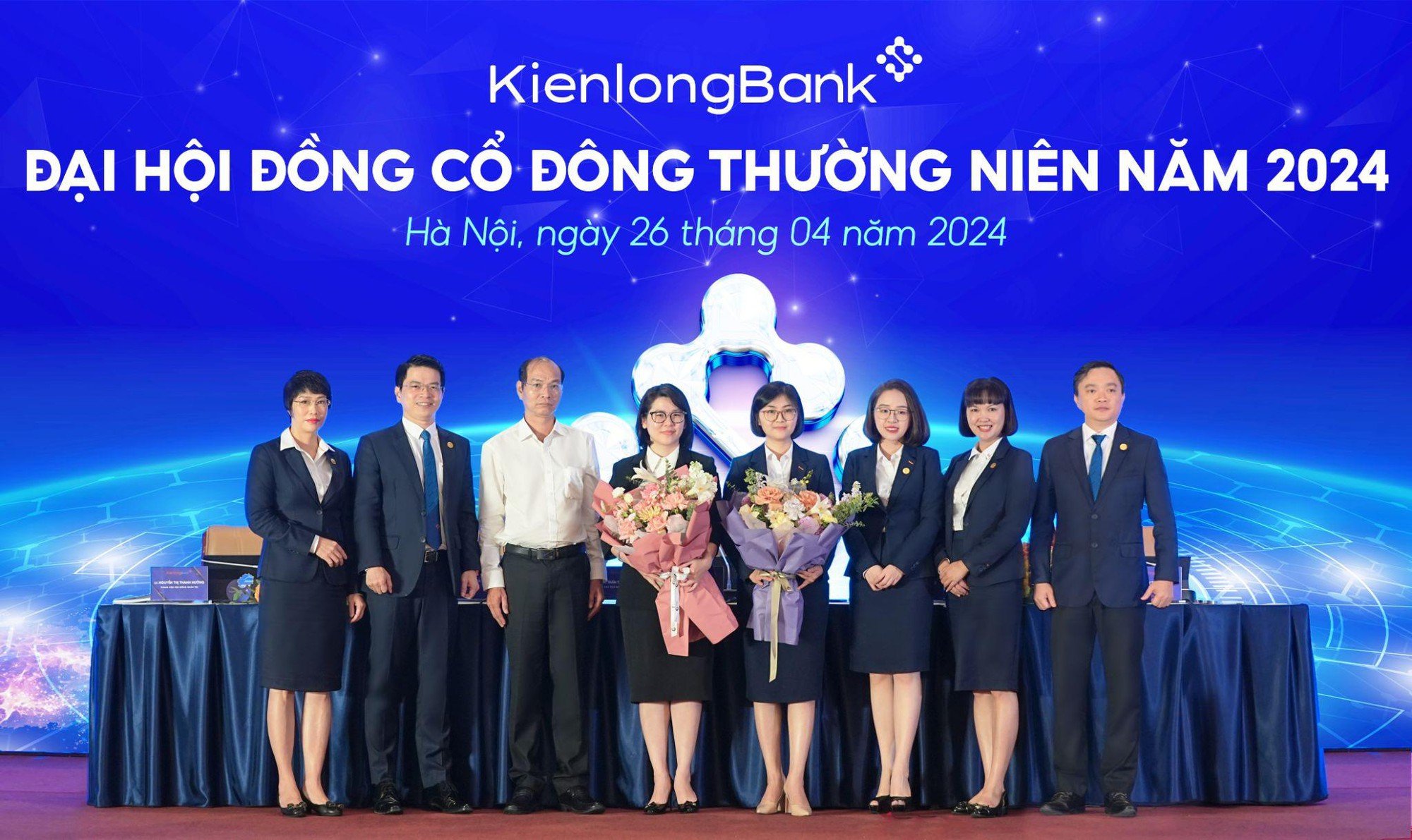 ĐHĐCĐ 2024: KienlongBank đặt mục tiêu lợi nhuận 800 tỷ đồng năm 2024- Ảnh 3. ĐHĐCĐ 2024: KienlongBank đặt mục tiêu lợi nhuận 800 tỷ đồng năm 2024- Ảnh 3.