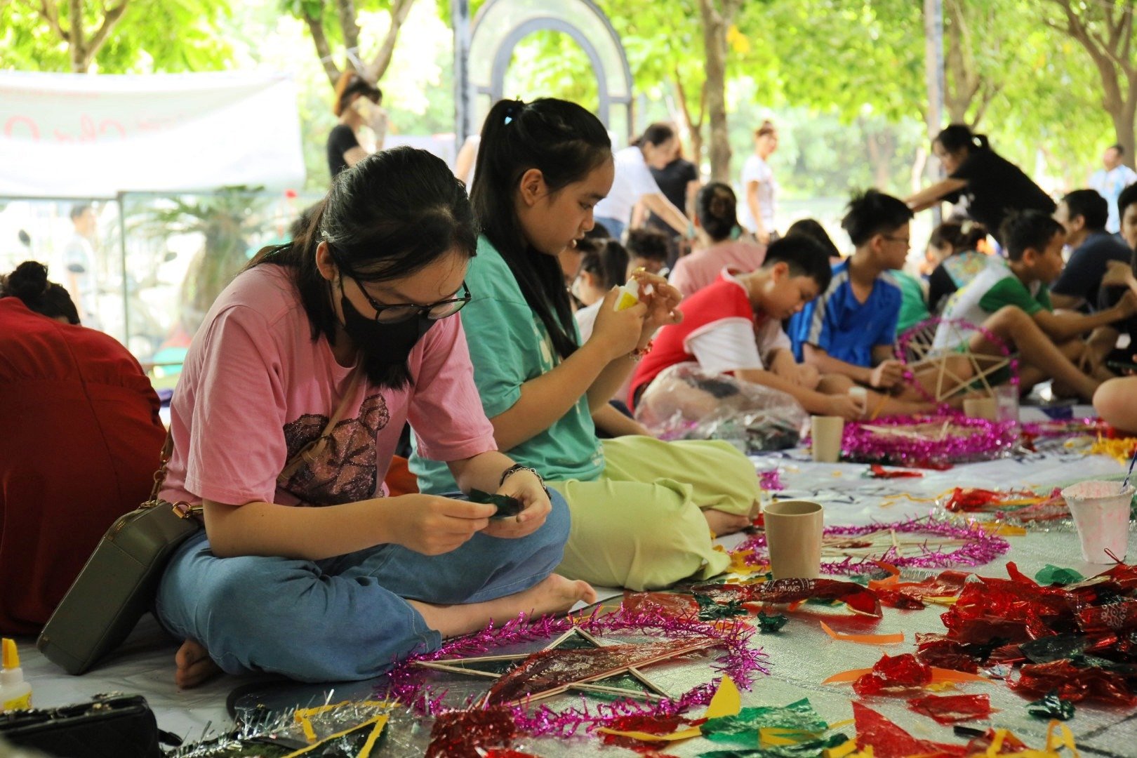 Thầy giáo dạy Toán và tâm huyết gieo yêu thương cho thế hệ học sinh- Ảnh 3.