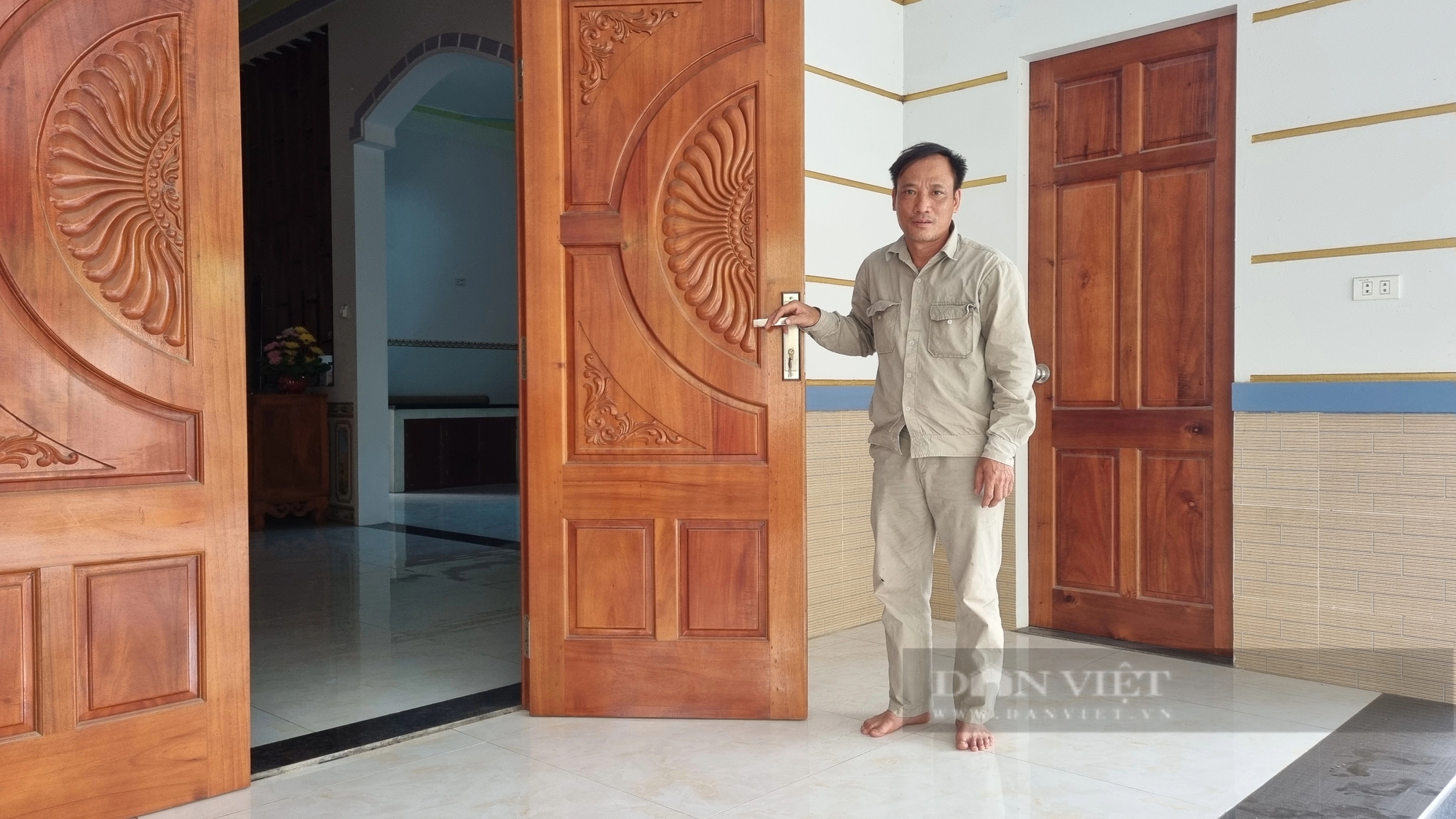 Vụ xe tải chở cát "hành dân" ở TP Hòa Bình: Người dân xóm Tôm cảm ơn Báo Dân Việt- Ảnh 1.