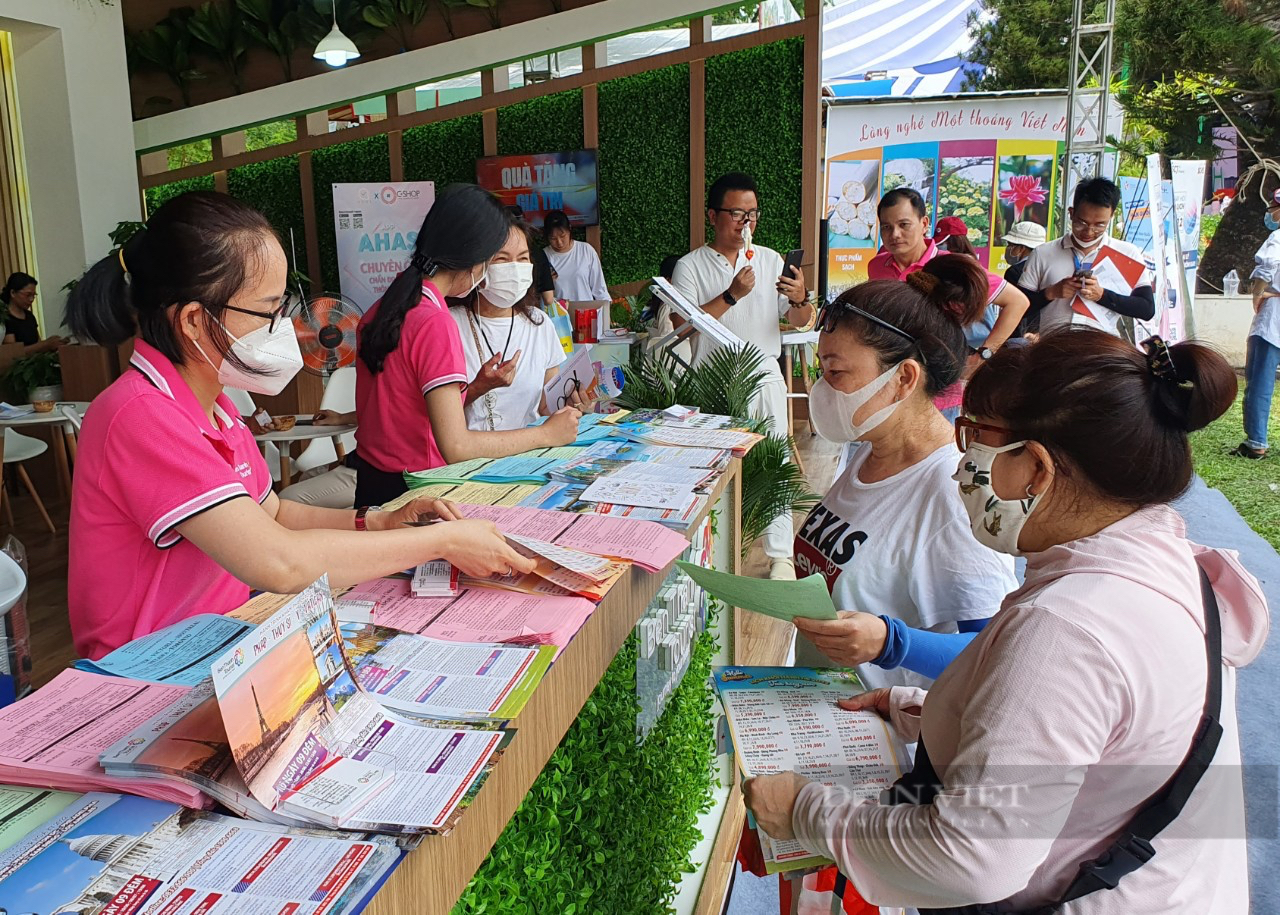 Tour du lịch 30/4, tour hè giá sốc đang chờ người dân TP.HCM vào cuối tuần này- Ảnh 3.