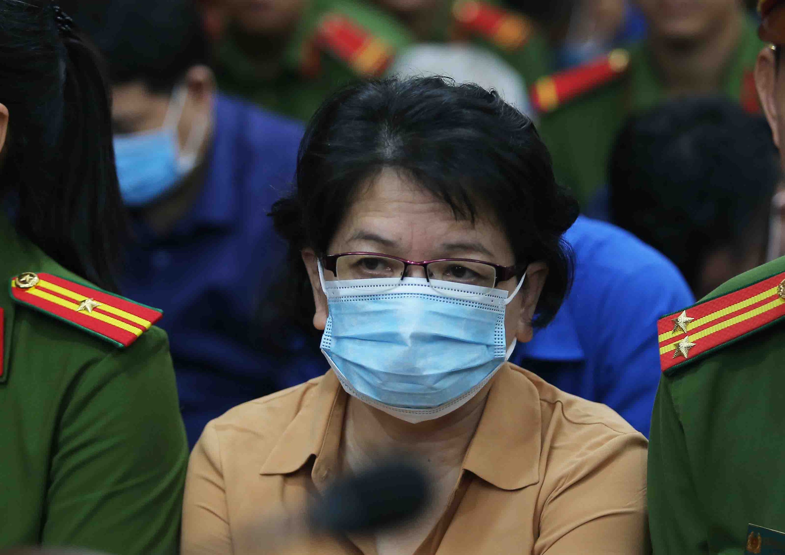 Viện KS khẳng định cựu Cục trưởng Đỗ Thị Nhàn "vẽ đường" cho Trương Mỹ Lan "lách luật" ở SCB- Ảnh 3.