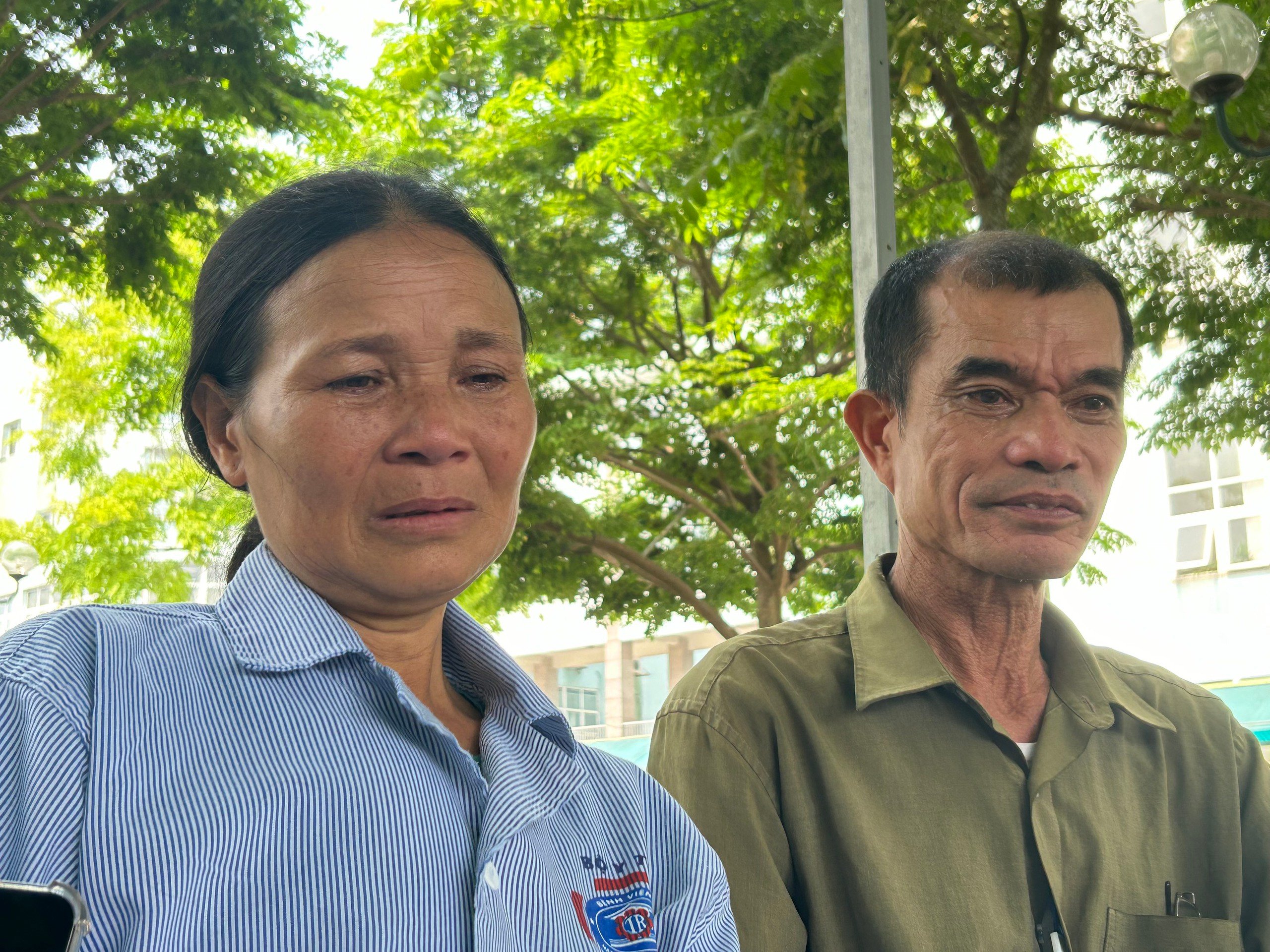 Bế tắc nhìn con trai bị liệt, vợ ung thư, bản thân mất sức lao động- Ảnh 3.