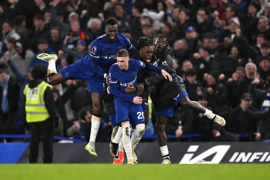 Lập hat-trick vào lưới M.U, Palmer vượt qua thành tích của Haaland- Ảnh 2.