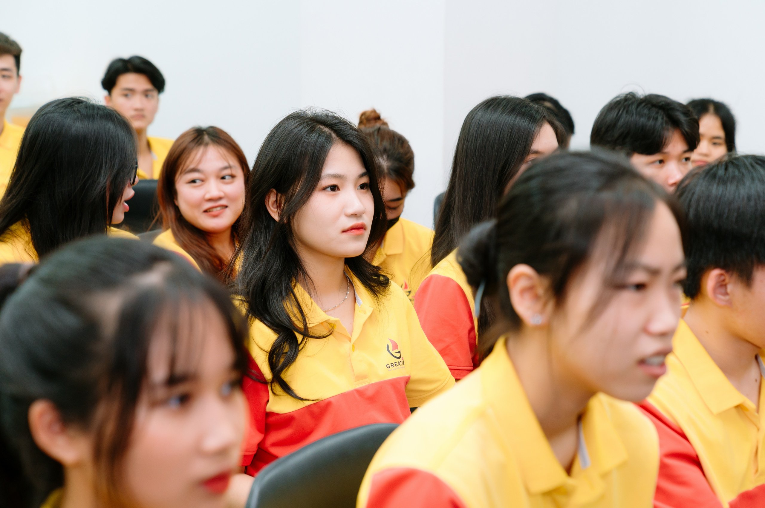 Nhiều bạn trẻ chọn du học nghề với mong muốn "đổi đời"- Ảnh 1.