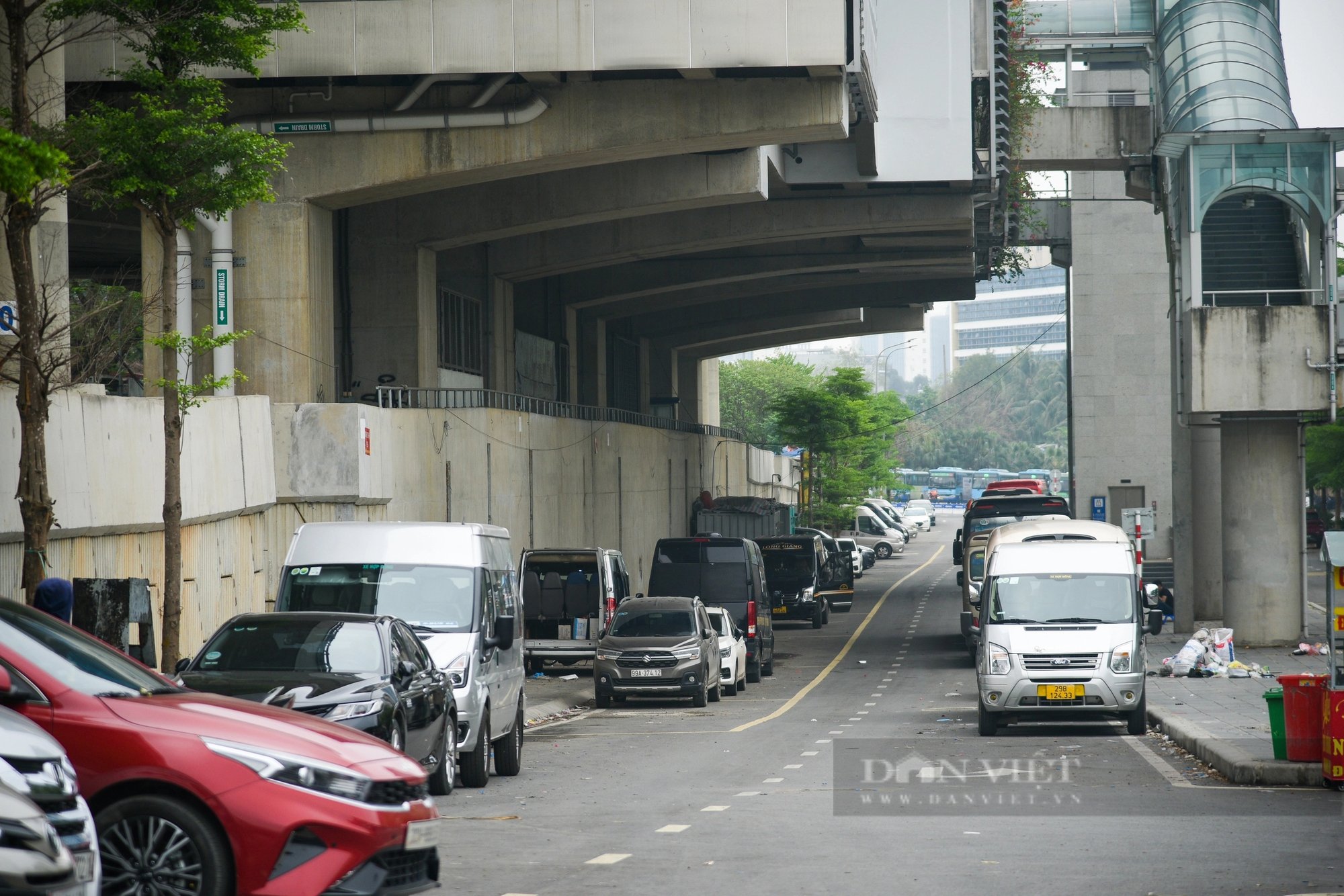 Điểm danh các điểm gửi xe phục vụ người dân đi tuyến metro Nhổn - ga Hà Nội- Ảnh 4.
