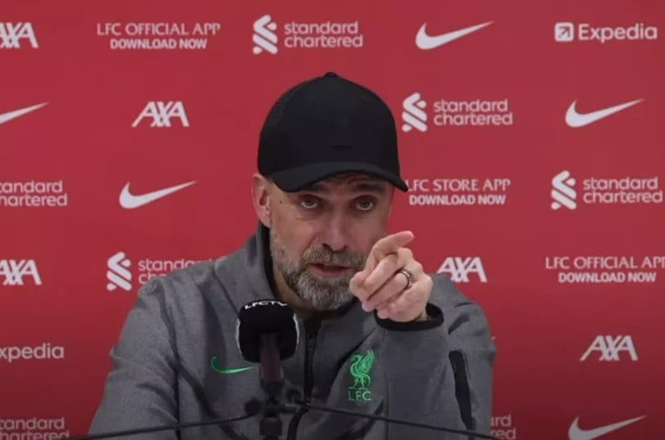M.U vs Liverpool: Bất ngờ với thành tích đối đầu của HLV Klopp- Ảnh 1.