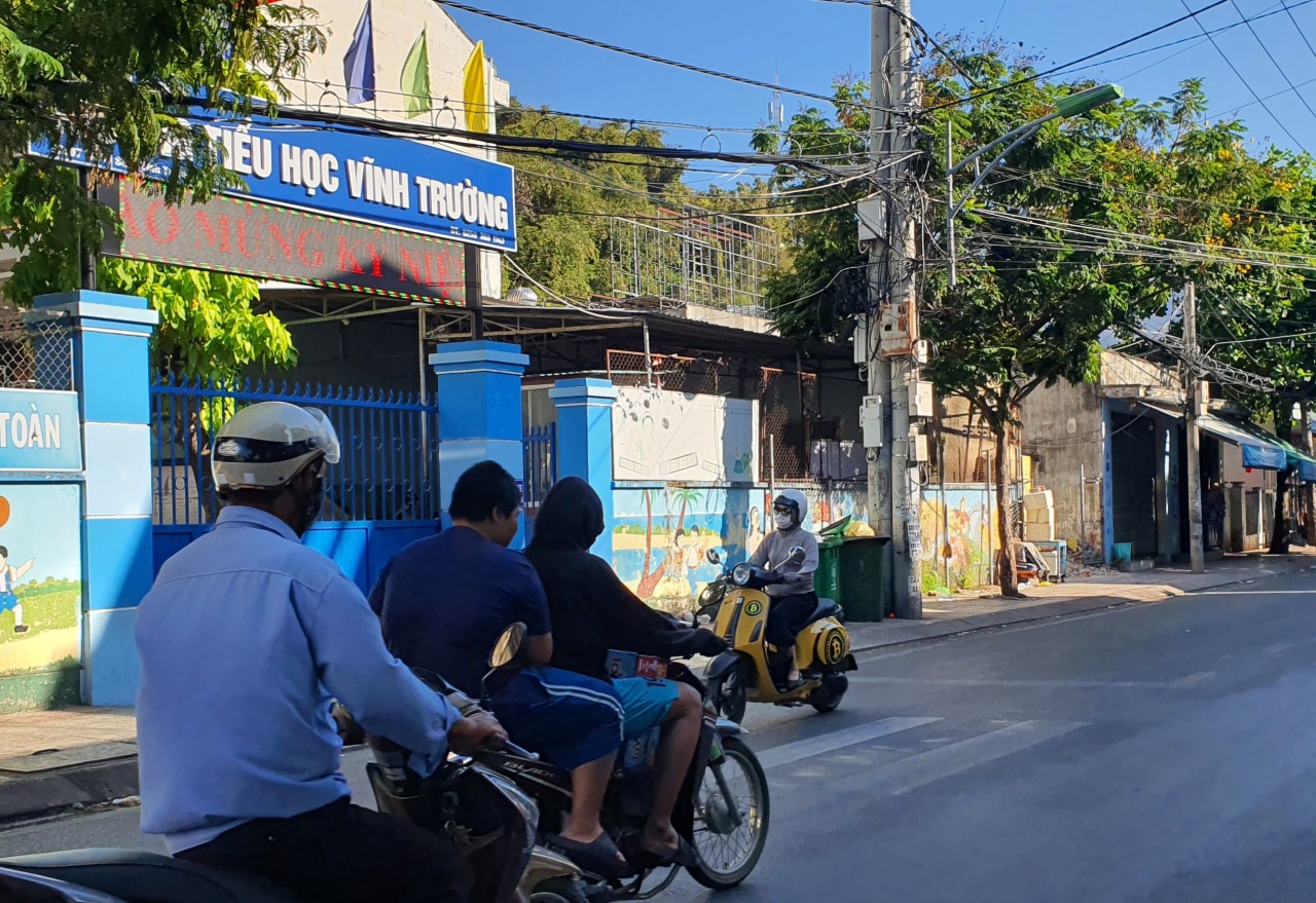 Vụ học sinh lớp 5 tử vong ở Nha Trang: Còn 28 em bị ngộ độc vẫn điều trị trong bệnh viện- Ảnh 1.