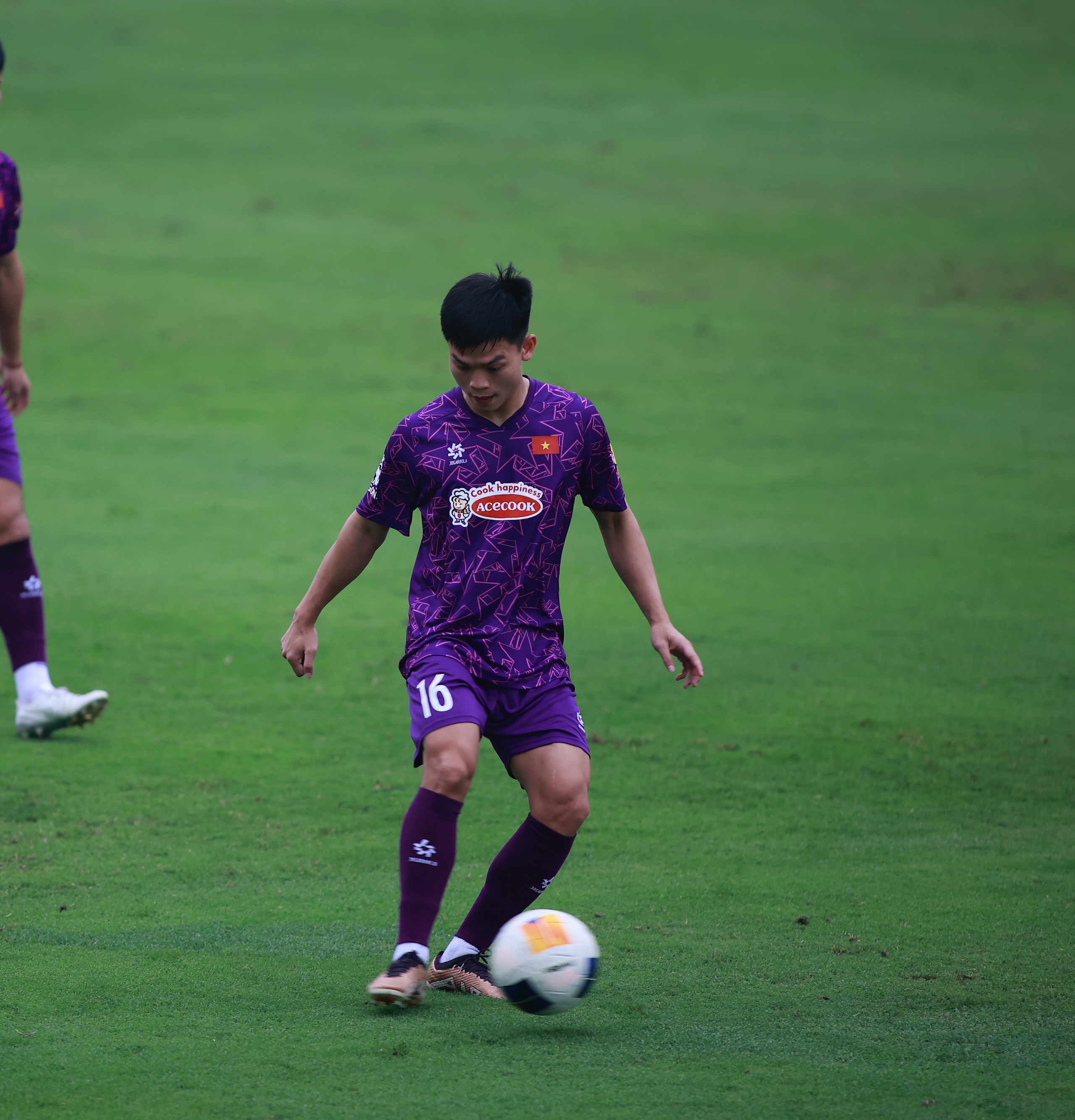 ĐT U23 Việt Nam tổn thất lực lượng trước ngày lên đường đi Qatar- Ảnh 8.