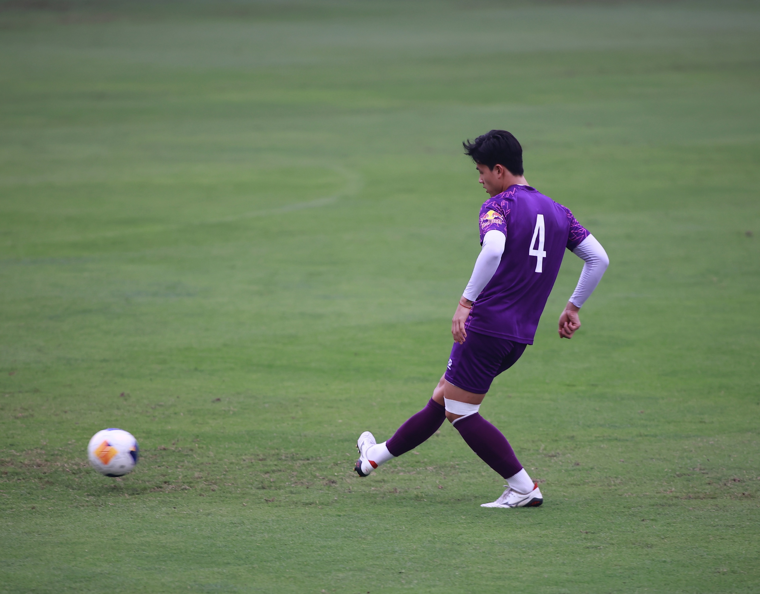 ĐT U23 Việt Nam tổn thất lực lượng trước ngày lên đường đi Qatar- Ảnh 10.