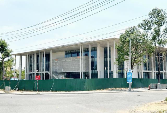 Quảng Ngãi hiếm hoi công trình 300 tỷ vẫn giữ mục tiêu về đích trước hẹn giữa “bão khó”- Ảnh 6. Quảng Ngãi hiếm hoi công trình 300 tỷ vẫn giữ mục tiêu về đích trước hẹn giữa “bão khó”- Ảnh 6.