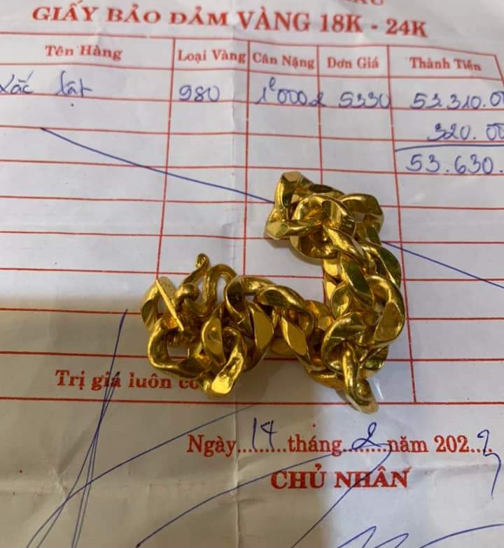 Cà Mau: Khách tố tiệm vàng gian lận khi bán vàng - Ảnh 1.