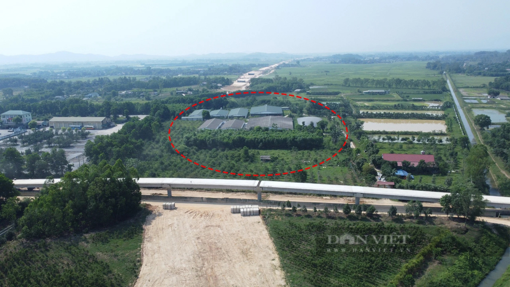 Trại lợn chắn ngang, ách đại dự án cao tốc Bắc – Nam đã bàn giao mặt bằng- Ảnh 2.