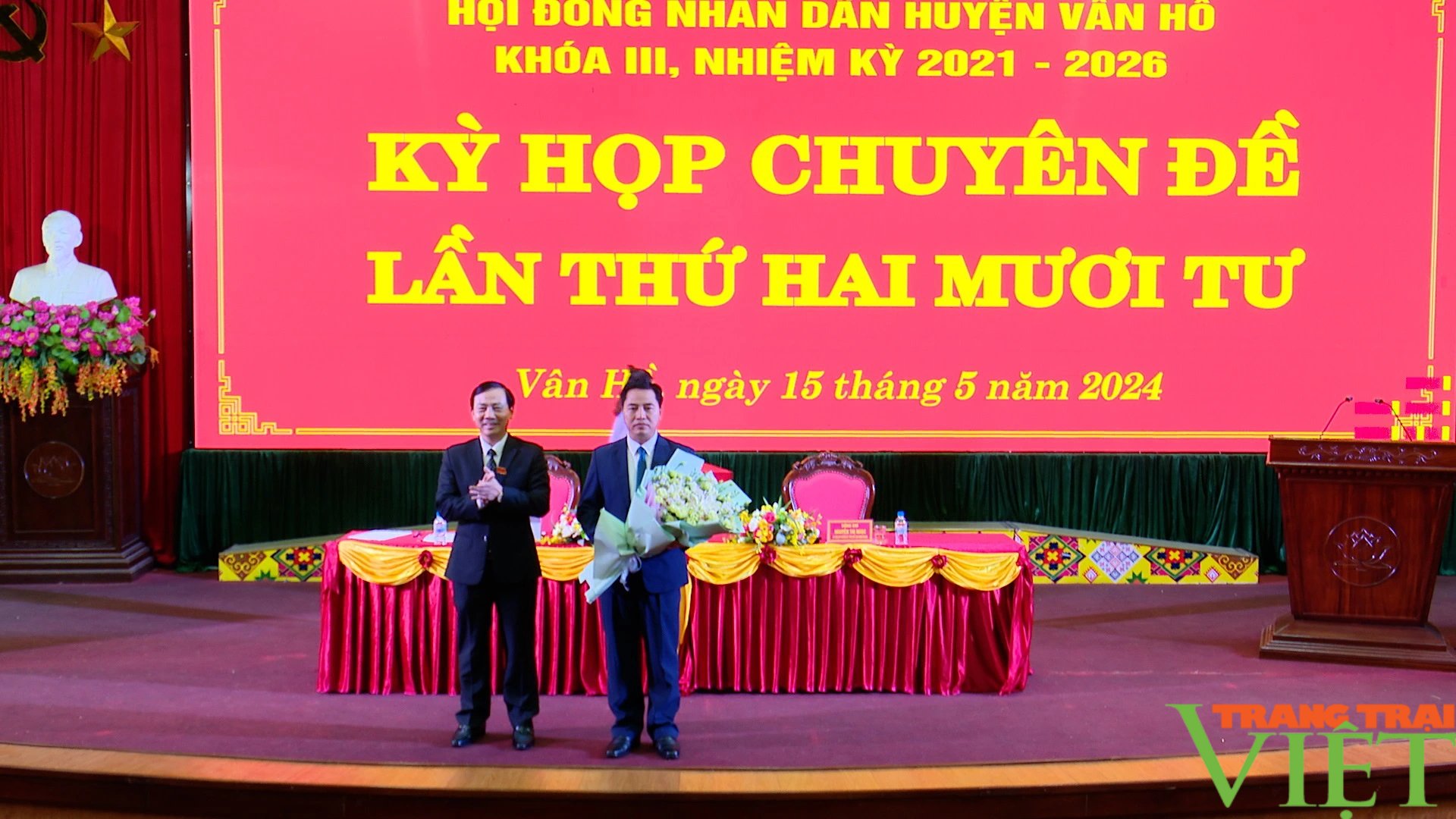 Vân Hồ có tân Chủ tịch UBND huyện- Ảnh 3. Vân Hồ có tân Chủ tịch UBND huyện- Ảnh 3.