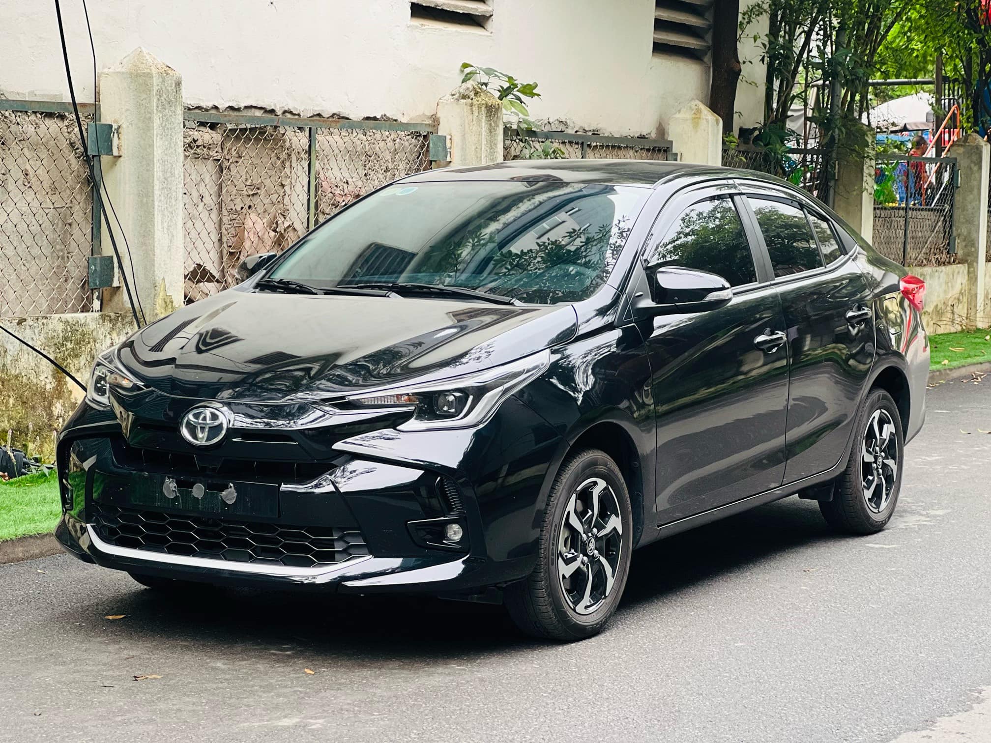 Tròn 1 năm lăn bánh, Toyota Vios có giá khó tin- Ảnh 1.