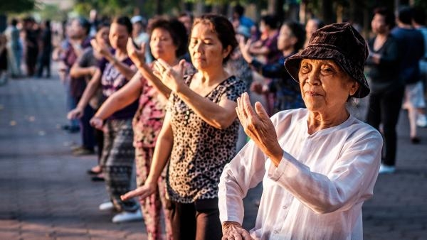 ADB: Khu vực châu Á và Thái Bình Dương đang phát triển chưa chuẩn bị cho thách thức của già hóa dân số- Ảnh 1.