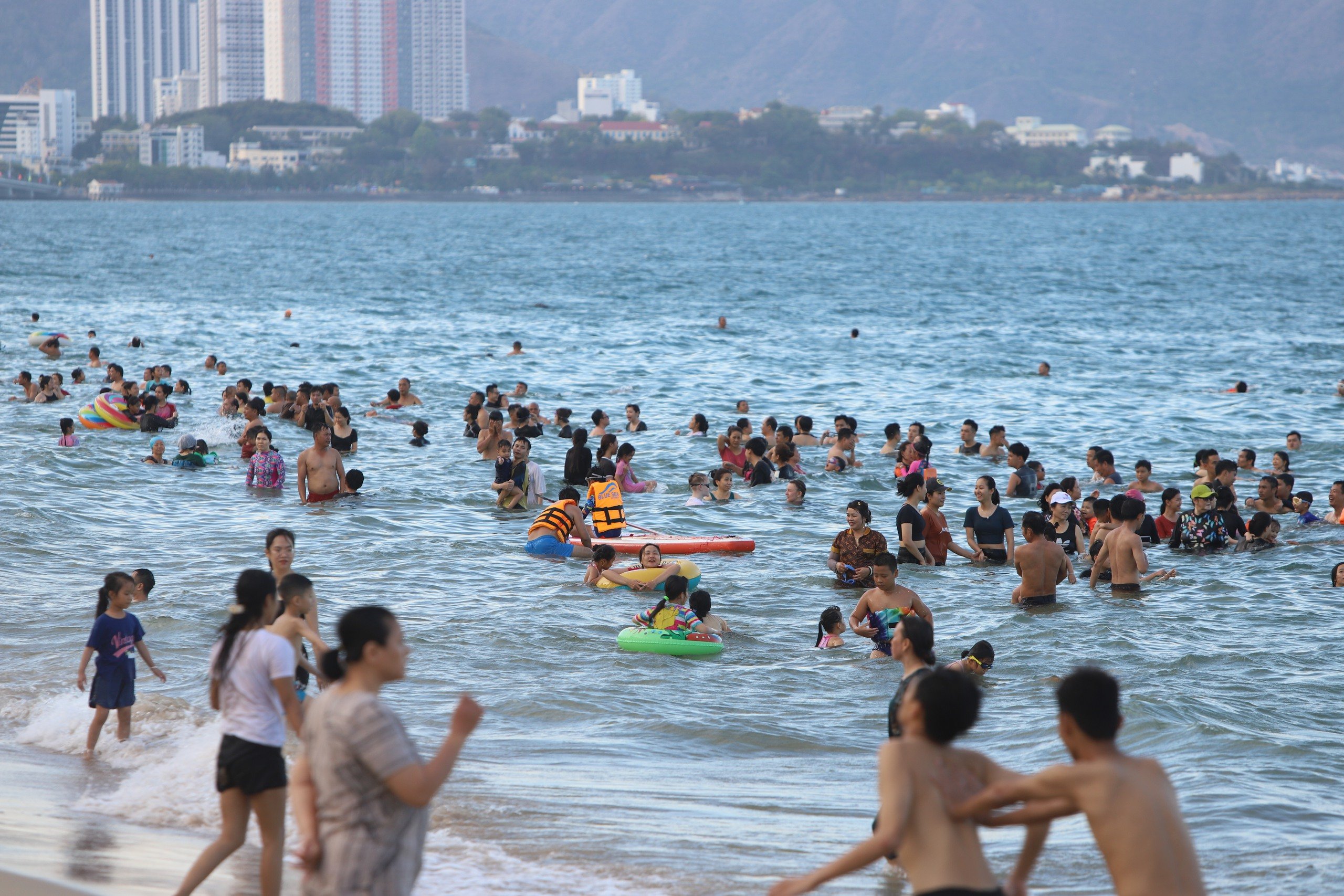 Khánh Hòa: Thu hút 4 dự án đầu tư ngoài ngân sách, vốn đăng ký trên 2.100 tỷ đồng- Ảnh 1. Khánh Hòa: Thu hút 4 dự án đầu tư ngoài ngân sách, vốn đăng ký trên 2.100 tỷ đồng- Ảnh 1.