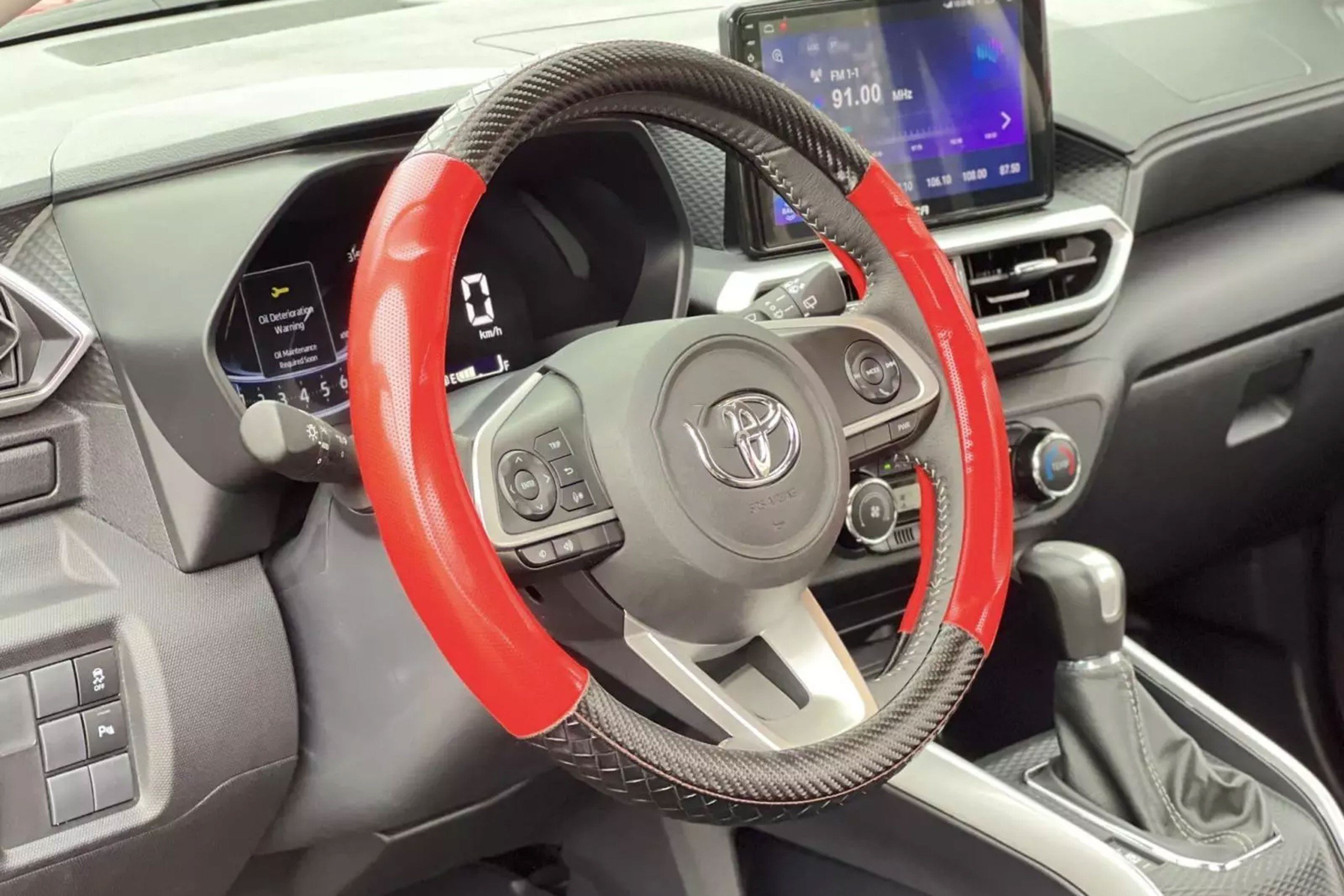 Từng bán chênh giá cao ngất, Toyota Raize cũ giờ rẻ như Hyundai Grand i10- Ảnh 4.