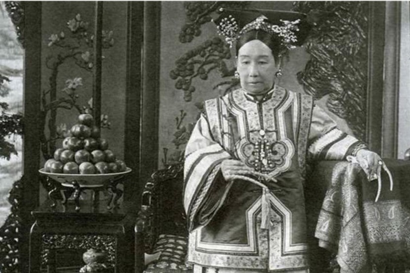 Từ Hi Thái Hậu có lối sinh hoạt thế nào khiến người hầu "sợ xanh mặt"?- Ảnh 2.