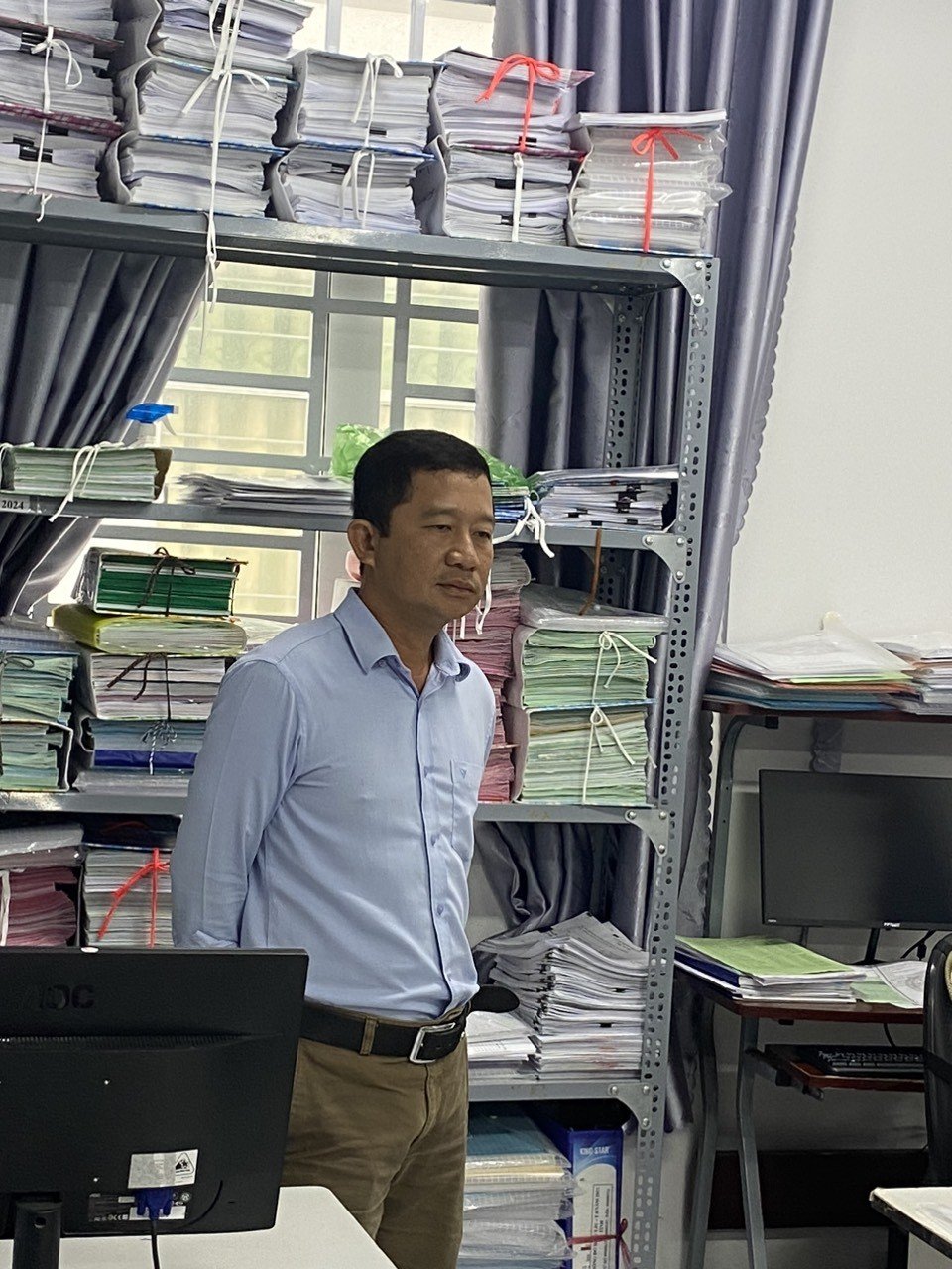 Bắt tạm giam 1 phó phòng thuộc Văn phòng Đăng ký đất đai tỉnh Bạc Liêu- Ảnh 1.