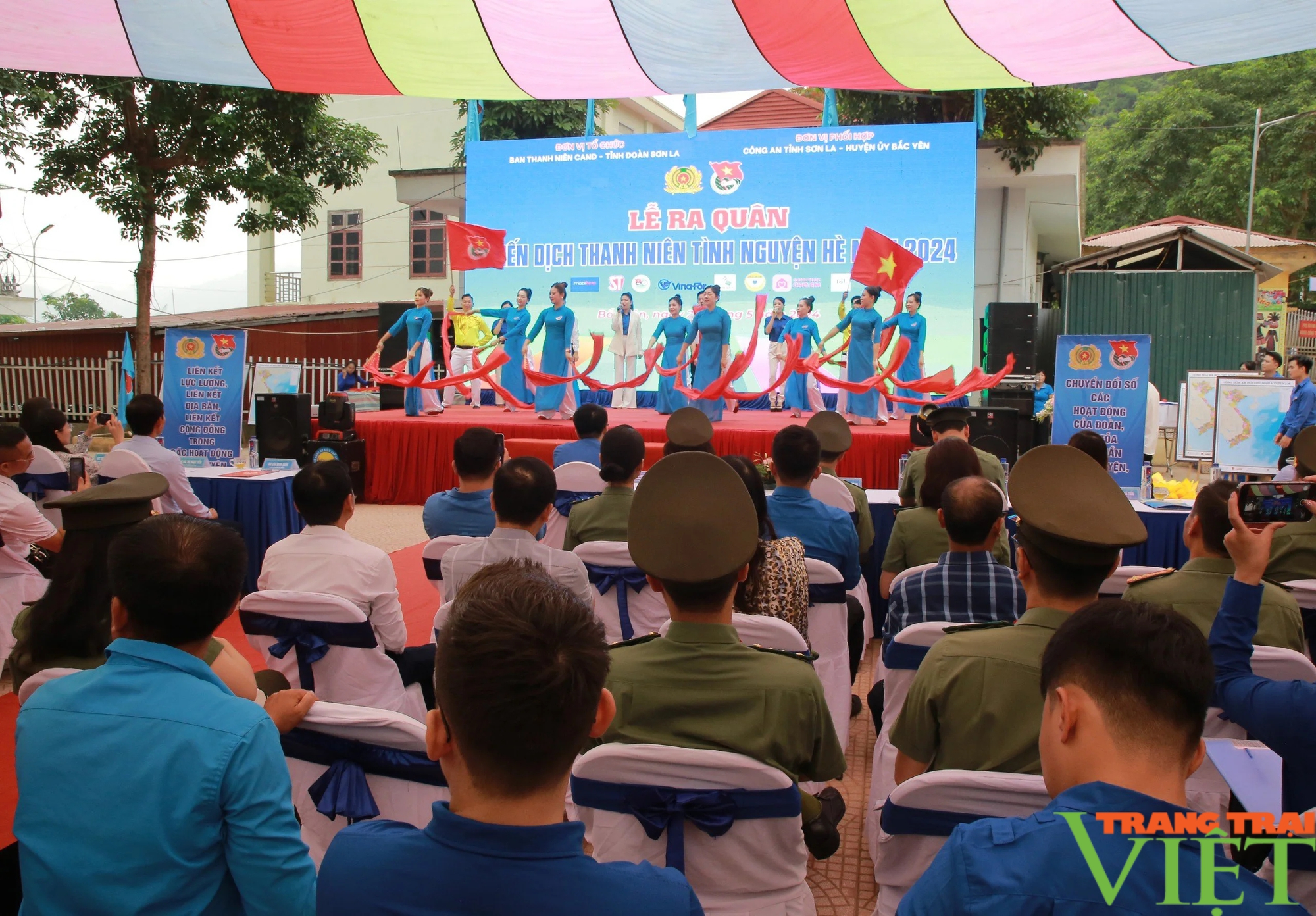 Thanh niên Sơn La: Ra quân chiến dịch tình nguyện hè - Ảnh 1. Thanh niên Sơn La: Ra quân chiến dịch tình nguyện hè - Ảnh 1.