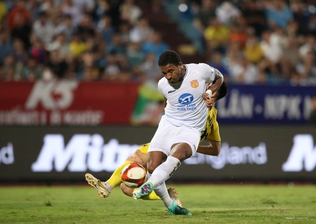 Rafaelson có cơ hội phá siêu kỷ lục ghi bàn tại V.League- Ảnh 2.