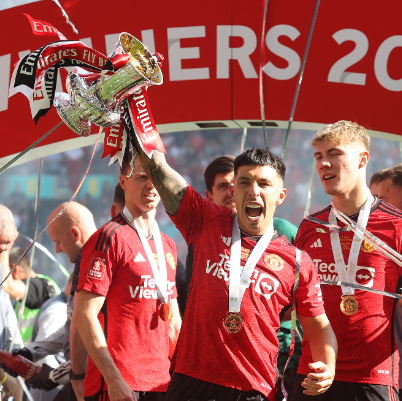 Vô địch FA Cup mùa giải 2023/2024, M.U ăn mừng rạng rỡ thế nào?- Ảnh 3.