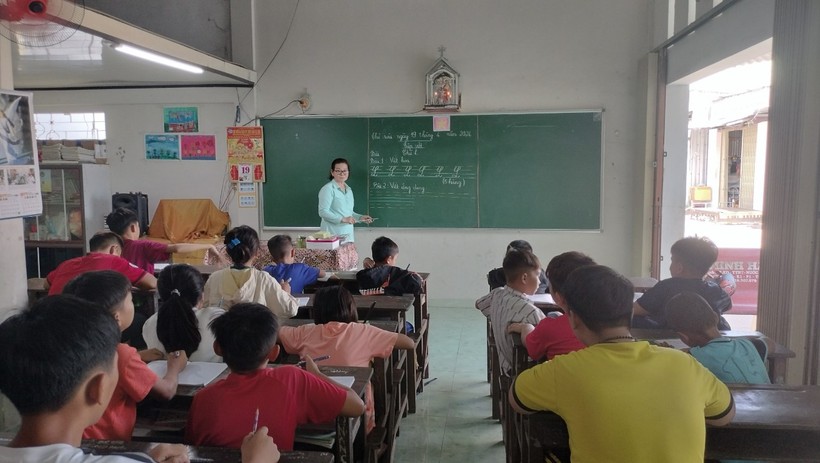 Những giáo viên không tuổi hưu- Ảnh 2.