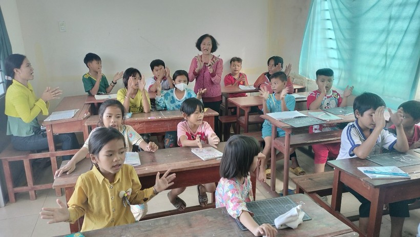 Những giáo viên không tuổi hưu- Ảnh 3.