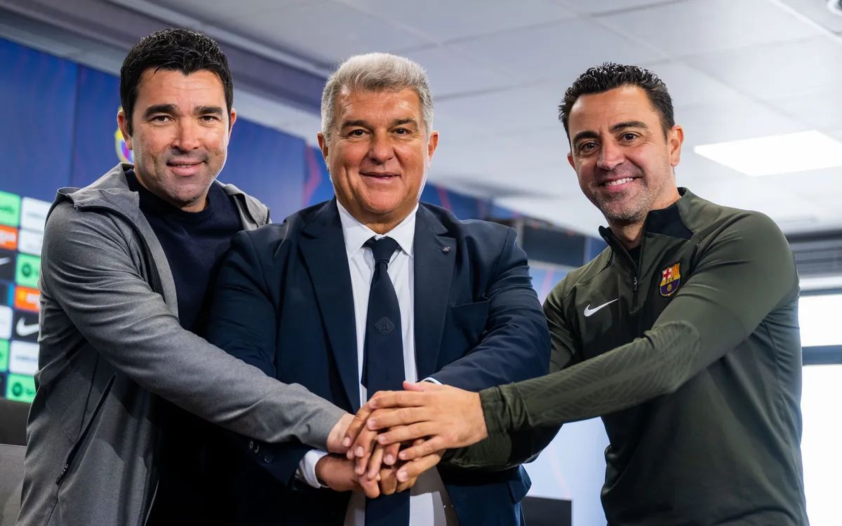 Joan Laporta bạc bẽo với HLV Xavi đến mức nào?- Ảnh 2.