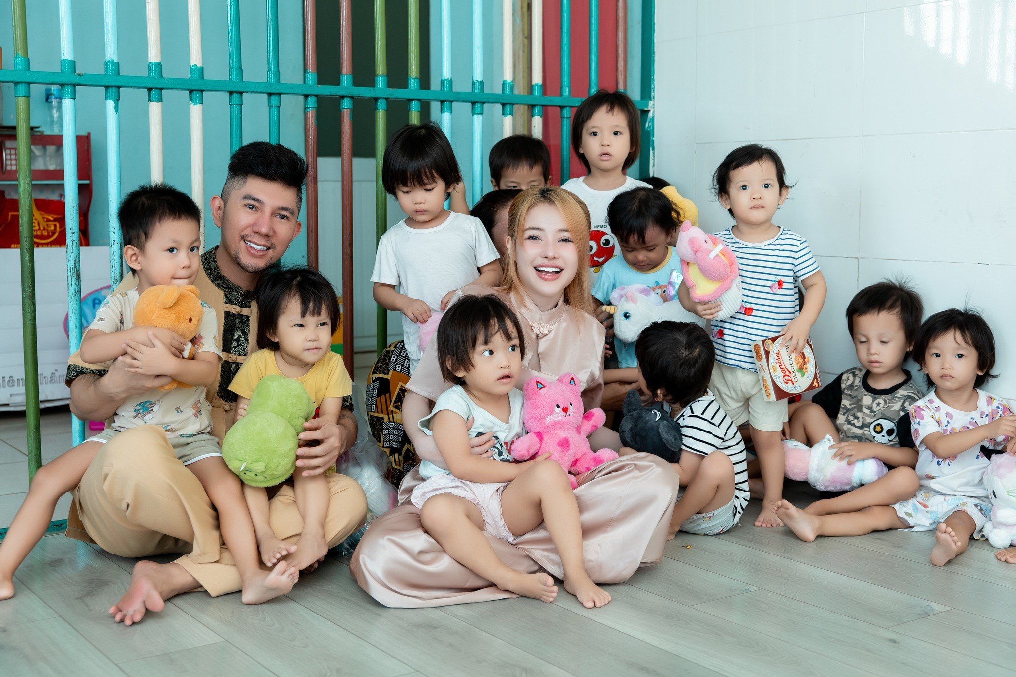 Ngân 98 và hàng loạt những hoạt động thiện nguyện, giúp trẻ em khó khăn- Ảnh 5.