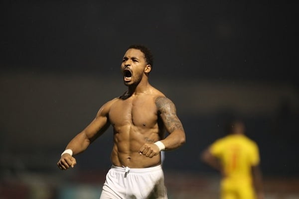 Điều gì làm nên "quái vật" Rafaelson?- Ảnh 1.