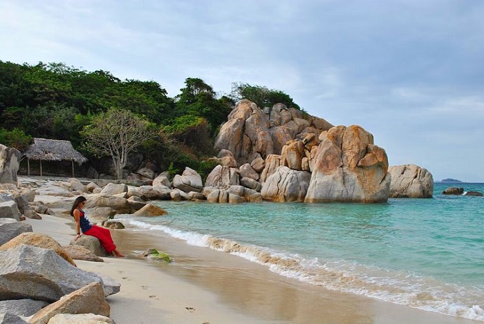 Độc đáo bãi nước ngọt ngay sát biển, du khách không nên bỏ lỡ trong mùa hè này- Ảnh 4.
