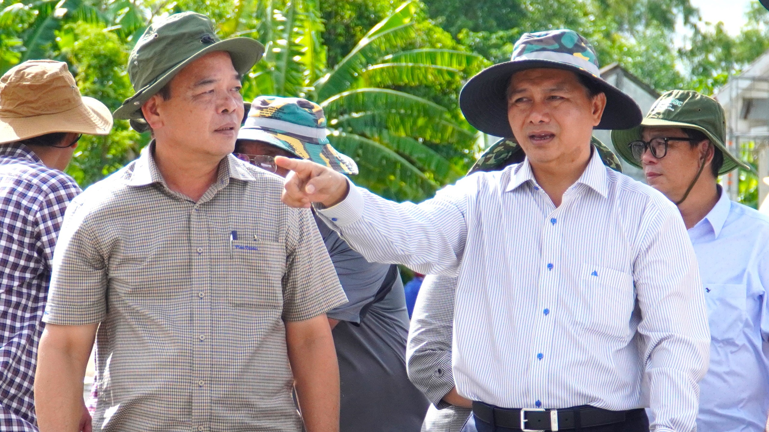 Chủ tịch tỉnh Sóc Trăng báo cáo Chính phủ về hàng loạt khó khăn trong quản lý, cấp phép khai thác cát biển- Ảnh 1.