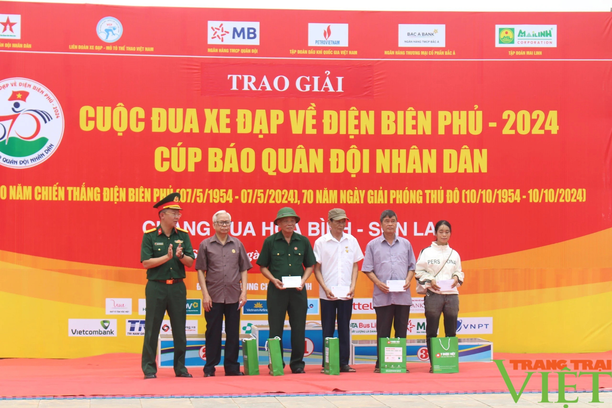 Cuộc đua xe đạp “Về Điện Biên Phủ-2024, Cúp Báo Quân đội nhân dân”  - Ảnh 6.