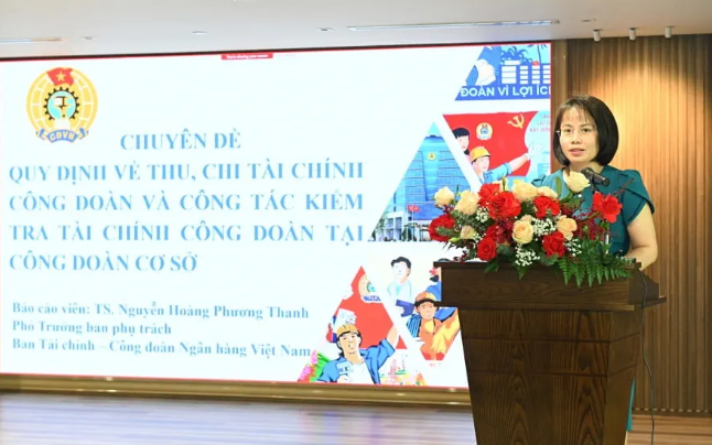 Công đoàn Vietcombank tổ chức Hội nghị tập huấn Luật thực hiện dân chủ ở cơ sở và kỹ năng nghiệp vụ công đoàn 2024- Ảnh 3.