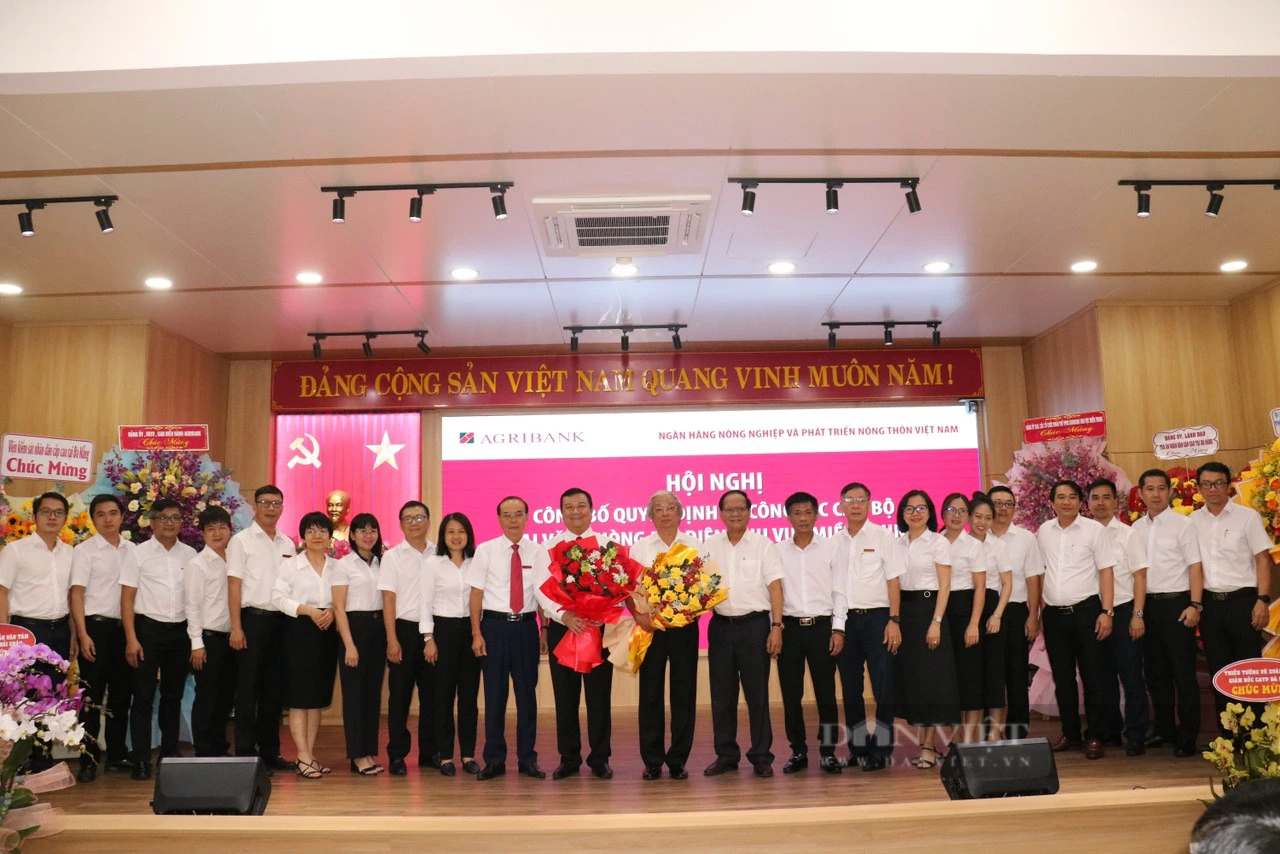 Ông Nguyễn Tiến Trường giữ chức vụ Trưởng Văn phòng đại diện Agribank khu vực miền Trung- Ảnh 6.