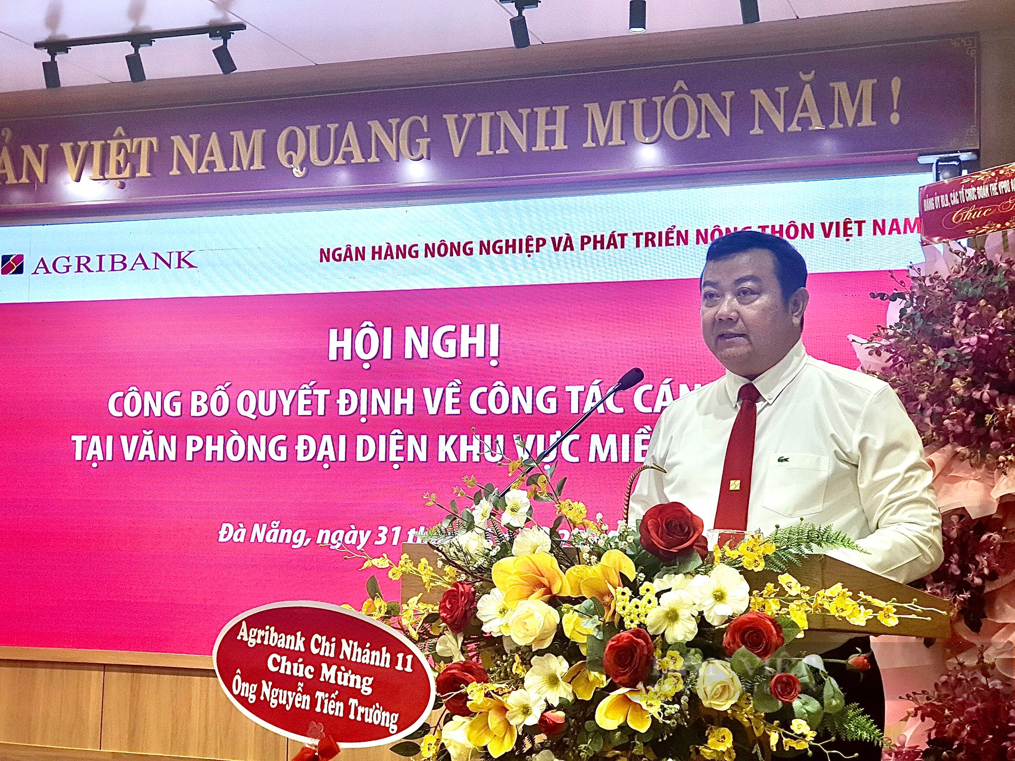 Ông Nguyễn Tiến Trường giữ chức vụ Trưởng Văn phòng đại diện Agribank khu vực miền Trung- Ảnh 5.