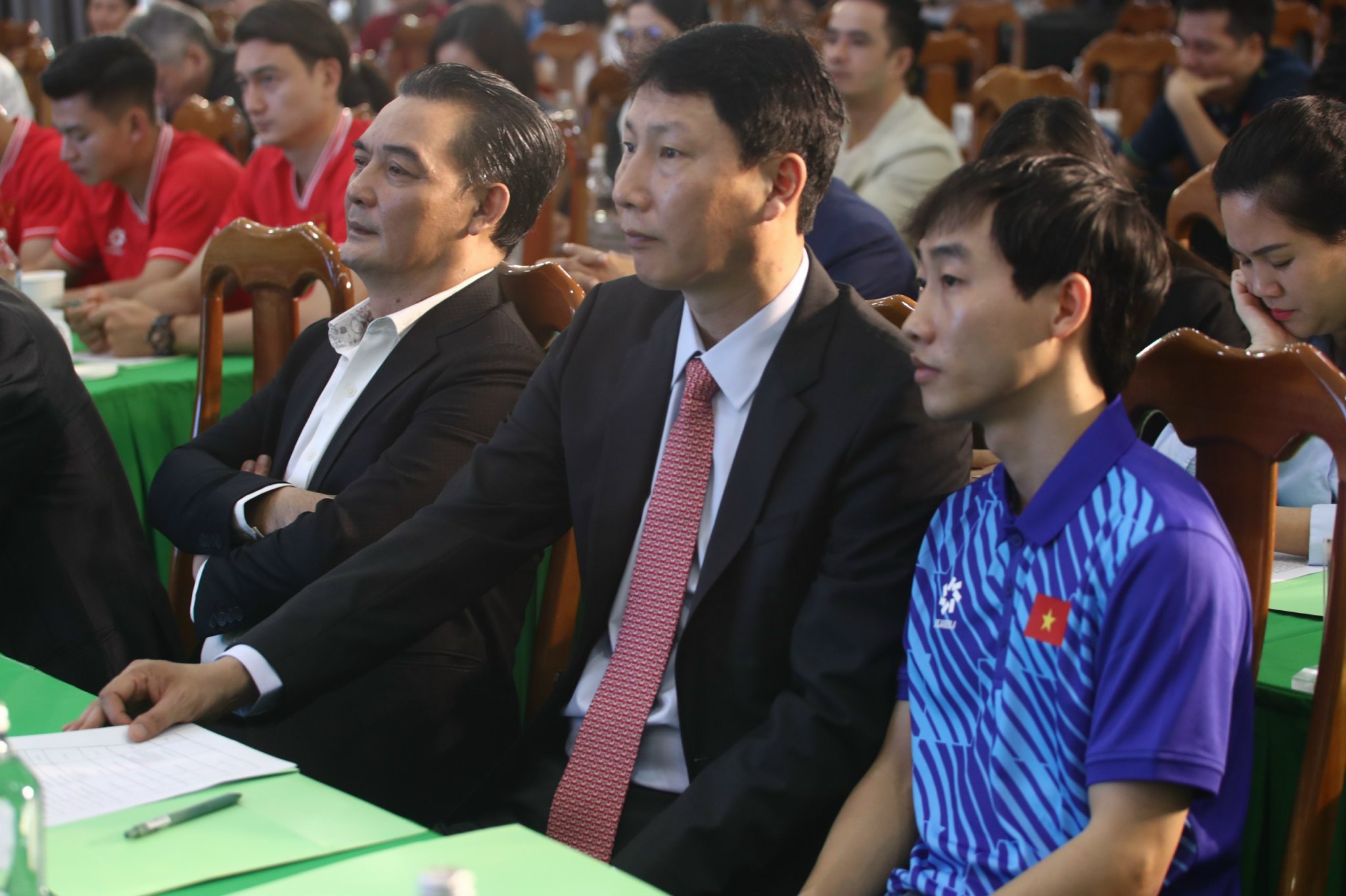 Thủ môn Đặng Văn Lâm phủ nhận... dính chấn thương- Ảnh 2.