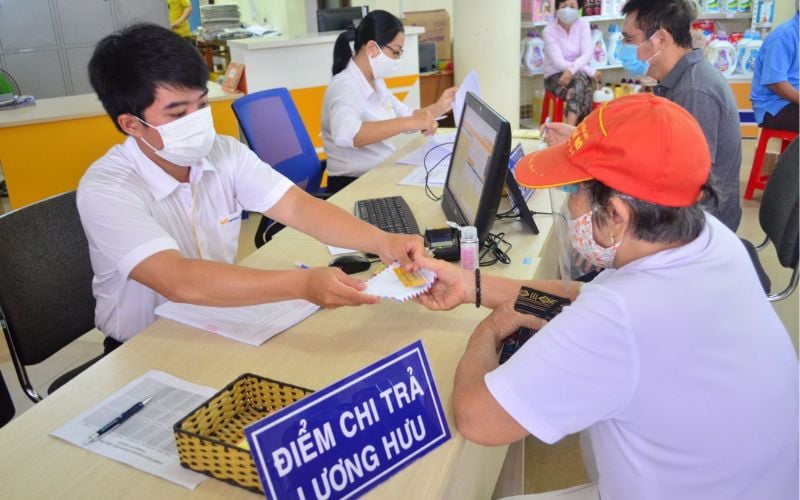 Cách tính lương hưu từ 1/7/2024 thay đổi thế nào khi bỏ lương cơ sở?- Ảnh 1.