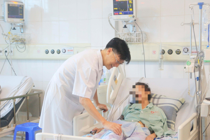 Đau bụng âm ỉ, sút cân, đi khám phát hiện mắc 2 loại ung thư- Ảnh 2.