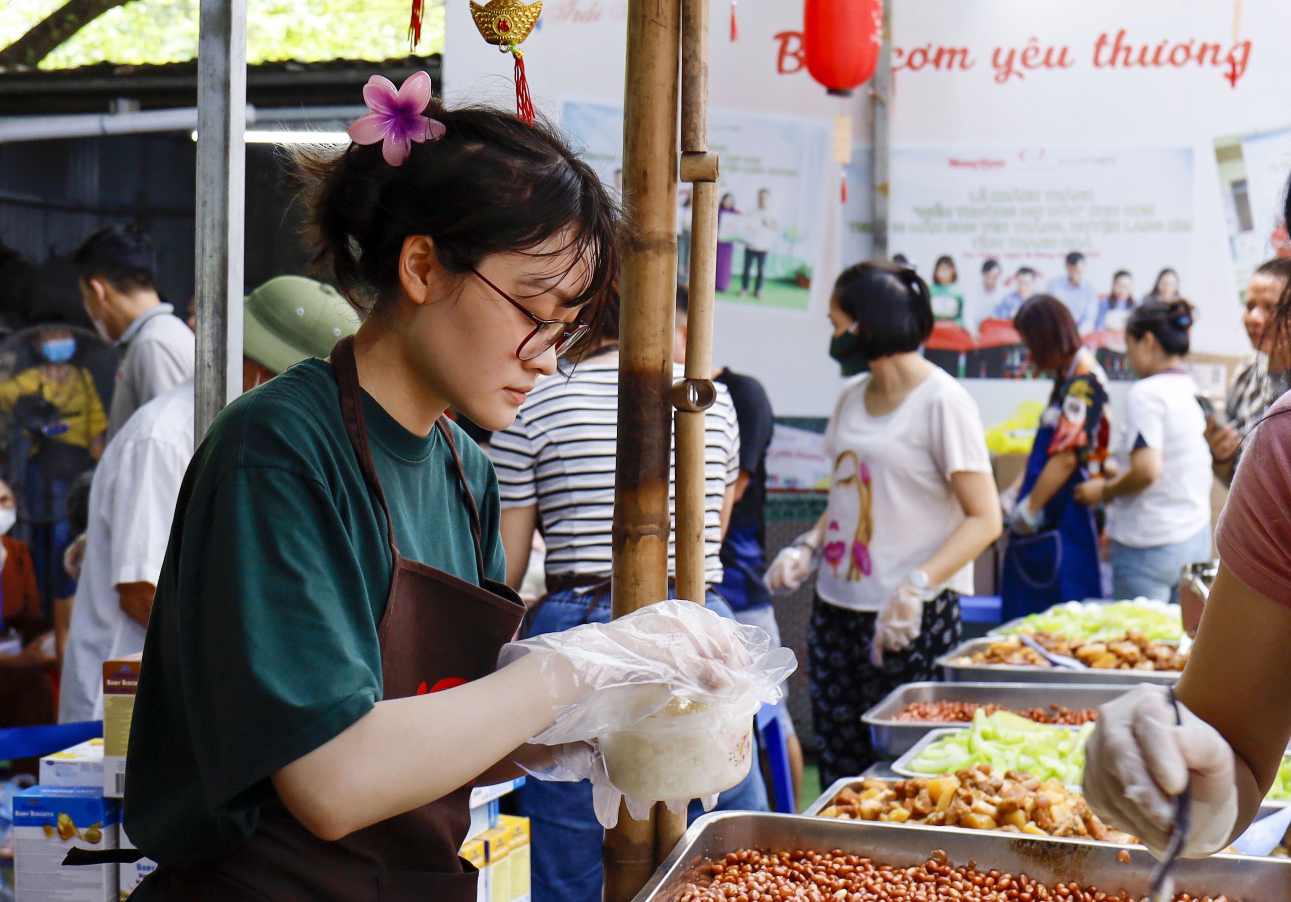 Dấu ấn ngày trở lại: Ấm lòng bữa “cơm nhà" đến với bệnh nhân sau kỳ nghỉ lễ- Ảnh 32.