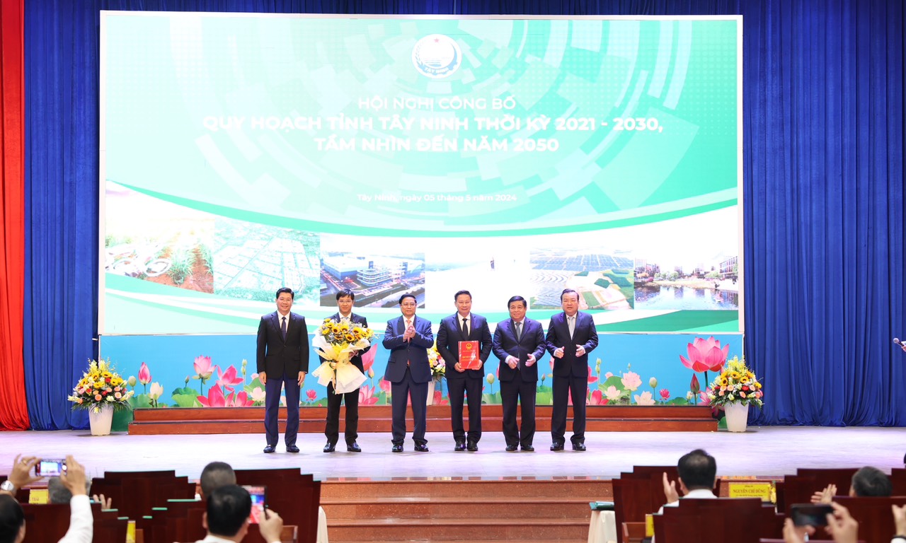 Đưa Tây Ninh trở thành nơi đáng đến và đáng sống: Chú trọng phát triển nông nghiệp xanh, theo chuỗi giá trị- Ảnh 2.