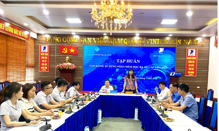 Lai Châu: Tập huấn vận hành, sử dụng phần mềm học bạ số cấp tiểu học cho hơn 3600 học viên- Ảnh 1. Lai Châu: Tập huấn vận hành, sử dụng phần mềm học bạ số cấp tiểu học cho hơn 3600 học viên- Ảnh 1.