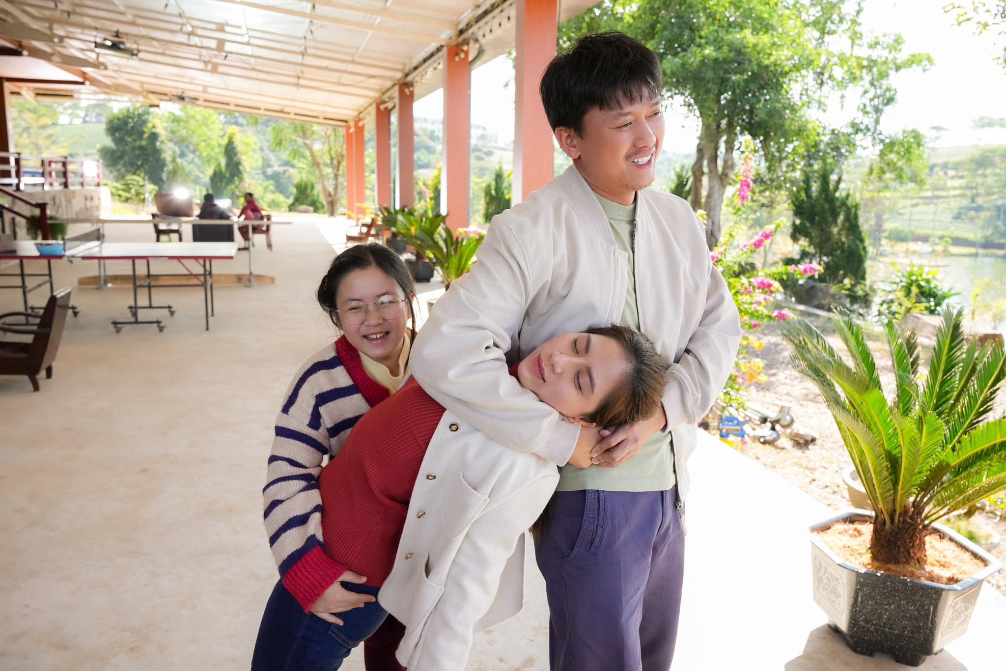 Tư Thắm của phim Lật mặt 7: Một điều ước: "Anh Lý Hải không biết tôi là Tiktoker"- Ảnh 10.