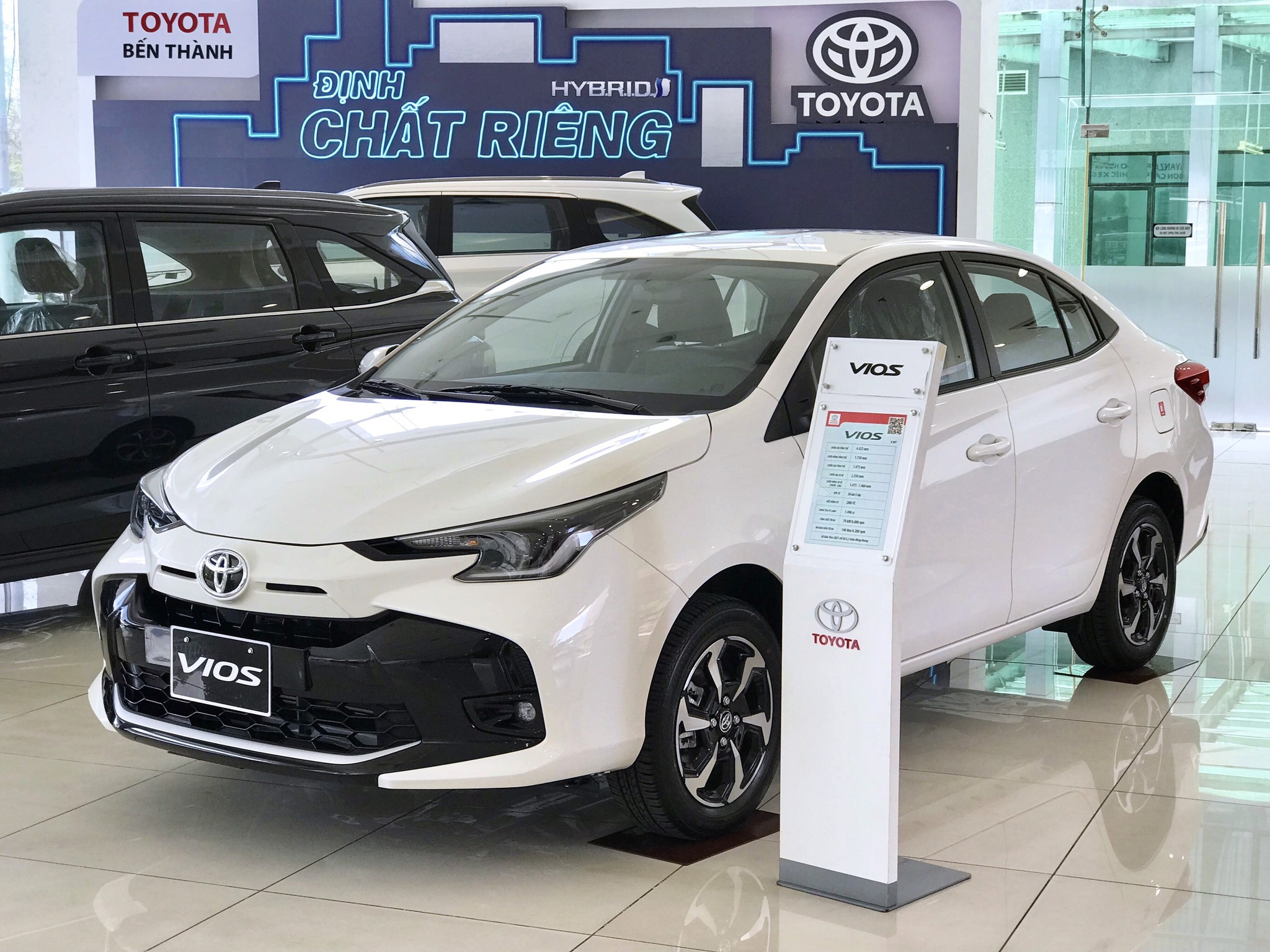 Xe B-sedan tiết kiệm nhiên liệu nhất năm 2024: Hyundai Accent so với Toyota Vios, Honda City thế nào?- Ảnh 1.