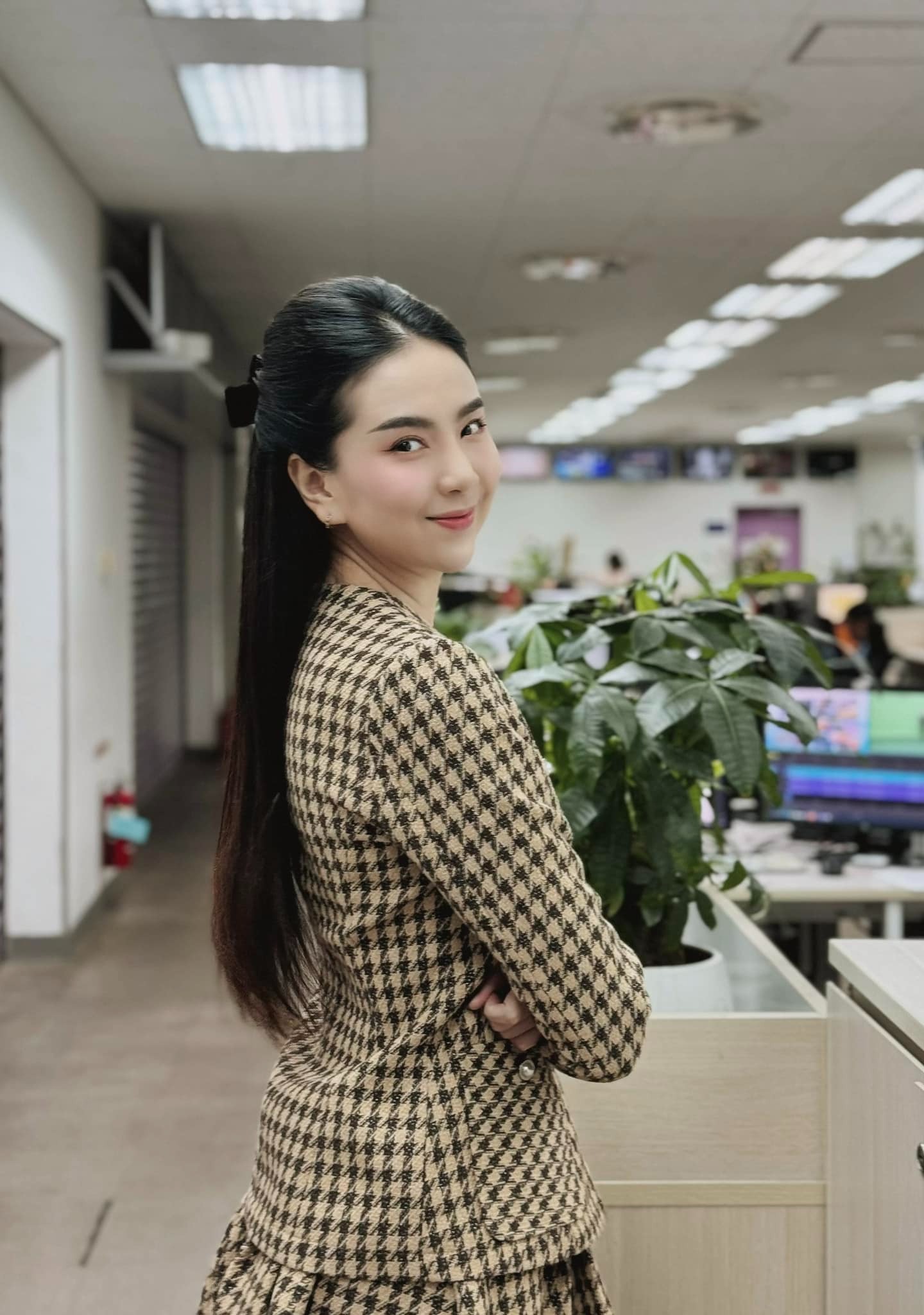MC Mai Ngọc lần đầu khoe phòng riêng, 'flex' tủ quần áo siêu ngăn nắp trong căn nhà tự mua hậu ly hôn- Ảnh 8.